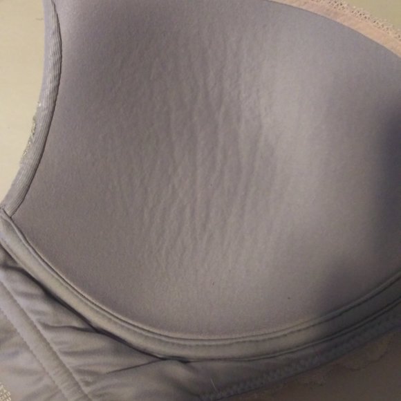 Victorias Secret Body by Victoria No Wire 36D Bra - Picture 11 of 16